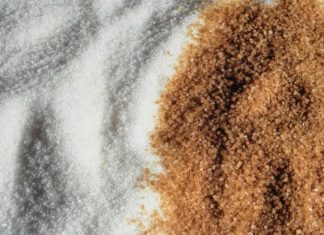 What’s the Difference Between White Sugar and Brown Sugar?