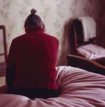 Are People Getting Lonelier? Experts Are Divided