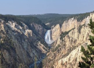 10 Things No One Tells You About Visiting Yellowstone National Park