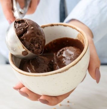 7 Healthy Chocolate Treats to Enjoy on Valentine’s Day