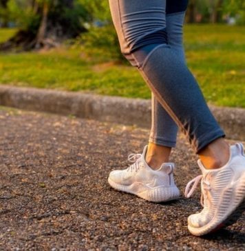 Should Walkers Wear Shoes With Rockers?