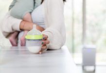 Mom Says Her Husband ‘Won’t Let Her’ Formula Feed and Reddit Has A Lot of Thoughts