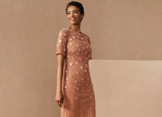22 Stylish Grandmother-of-the-Bride Dresses for a Timeless Look
