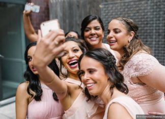 The Most Important (and Helpful!) Reminders to Send Your Wedding Guests